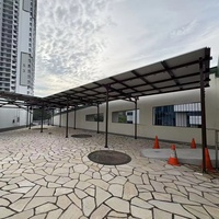 Structure de hangar solaire en aluminium, système de support photovoltaïque léger avec supports de montage complets pour auvent de parking commercial