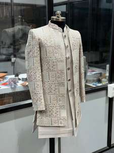 Sherwani long pour homme de qualité supérieure, costume indo-occidental 3 pièces, idéal pour les occasions de fête, disponible au prix d'usine. - Product Image 2