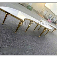 Meubles en acier inoxydable de bonne qualité, table en forme de serpentine pour événement mariage, jambe en or, blanc
