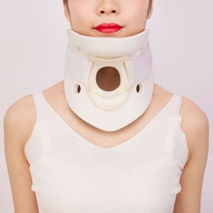 Collare Cervicale FengYu Supporto Morbido e Traspirante per il Collo per Donne e Uomini Allevia il Dolore al Collo e la Pressione sulla Colonna Vertebrale - Product Image 2