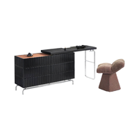 Table à langer moderne minimaliste en bois de style européen avec miroir éclairé par LED, rangement, design durable, écologique pour la chambre à coucher, l'appartement