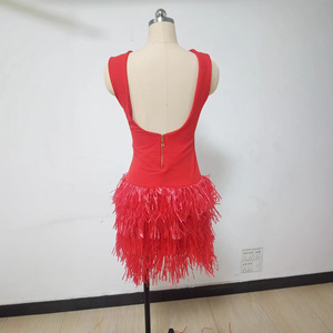 Robe moulante sans manches à col rond avec franges, couleur rouge unie, épaules dénudées, robe de soirée pour femmes - Product Image 3