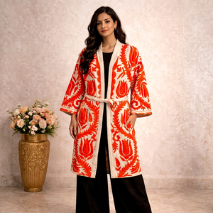 Chaqueta Larga de Algodón Blanco para Mujer, Estilo Suzani, con Bordado Floral Naranja, Cuello Alto Bohemio, Manga Larga, Ropa de Invierno - Product Image 1