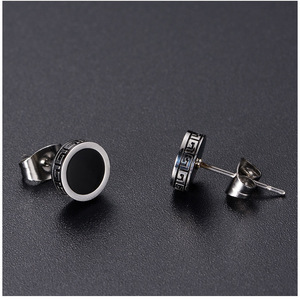 Boucles d'oreilles à clous en acier inoxydable avec incrustation noire à motif géométrique, bijoux de mode - Product Image 4