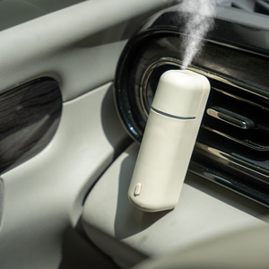 Professional Mini Ultrasonic Perfume <strong>Diffuser</strong> Machine Portable Automatic Battery Operating Luxury <strong>Car</strong> Scent <strong>Diffuser</strong> Vent Clip - Product Image 1