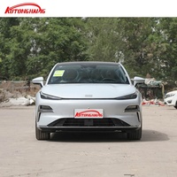 2025 Geely Galaxy Starshine 8 híbrido nuevo Sedán PHEV Lujo 5 plazas LHD FWD DHT 130km rango nueva energía automóvil al por mayor