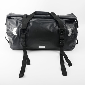 Sac de selle arrière pour moto en PVC imperméable, directement de l'usine, pour les longues distances, les activités maritimes et les kits de sauvetage aquatique. - Product Image 4