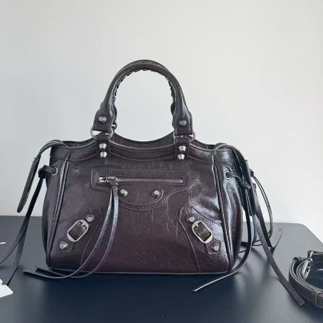 Aubergine
