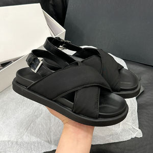 Sandales de créateur tendance 2026 de haute qualité, à la mode, avec logo personnalisé, pour hommes, toutes saisons, semelle extérieure en PU, couleurs mélangées, confortables - Product Image 1