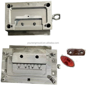 Khuôn Trung Quốc taizhou độ chính xác cao PA66/PBT + 30gf PEEK thiết bị đầu cuối kết nối điện tự động wireharness nhà ở kết nối nhựa - Product Image 1