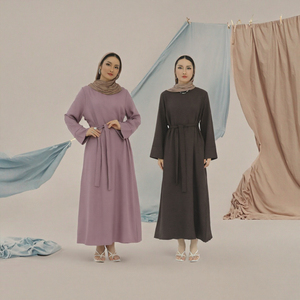 Kimono élégant en polyester léger à 3 couches pour filles, robe Abaya ouverte pour l'été/le printemps pour les musulmanes, vente en gros - Product Image 2
