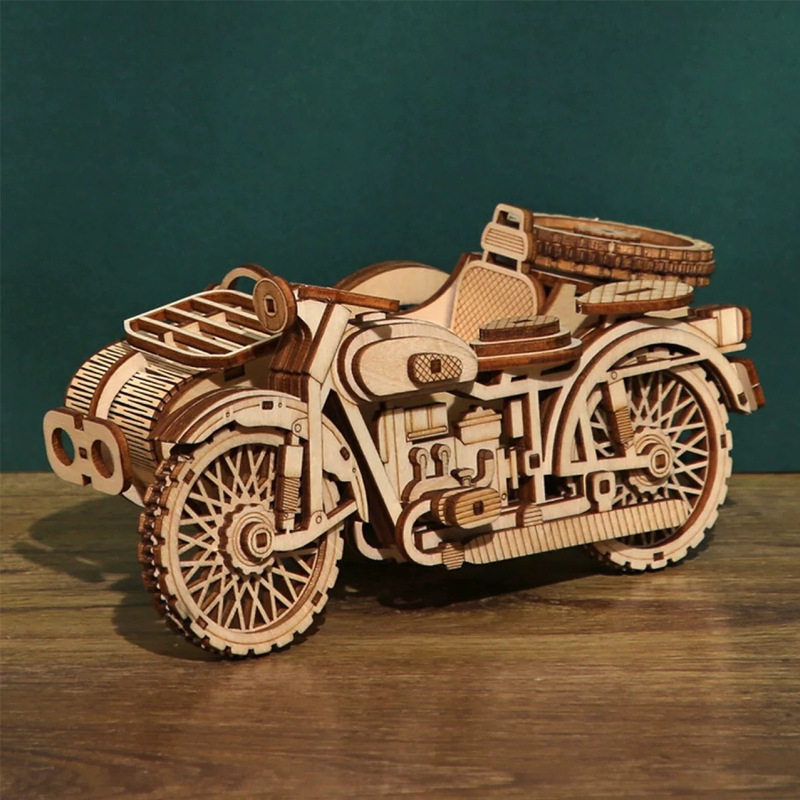 Tricycle en bois