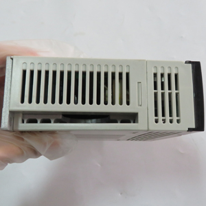 ไดรเวอร์เซอร์โว AC รุ่น MR-J2S-10B สำหรับเครื่อง HITACHI GXH smt - Product Image 5