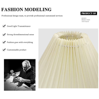 Lampadaire d'intérieur minimaliste et moderne Lampe de table Abat-jour plissé en tissu avec couvertures lumineuses pour le salon et la chambre à coucher