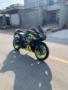 Motocicleta de Gasolina de <span class=keywords><strong>Segunda</strong></span> <span class=keywords><strong>Mano</strong></span> V6 200, Moto de Calle de Dos Ruedas, Acabado Original, Garantía de Calidad - Product Image 3