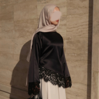 Gaun Muslim Wanita Premium Sharut Dubai Baru, Atasan Berenda Lengan Panjang, Blus Muslim Kasual Bahan Satin, Kemeja Muslimah Sopan dengan Renda