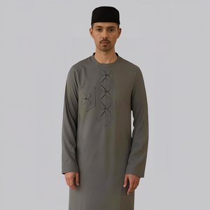 Fournisseur Malaisien de Vêtements Casual pour Femmes, Automne, Moderne, Plissé, à Capuche, Sans Repassage, Tissu Tricoté Respirant, Tailles S-5XL, Raya 2025, Approvisionnement Fiable - Product Image 5