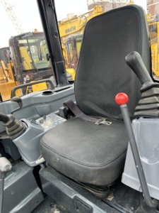 รถขุดขนาดเล็กยี่ห้อ Yanmar VIO55 5.5 ตัน มือสอง เหมาะสำหรับงานฟาร์มและงานก่อสร้าง - Product Image 6