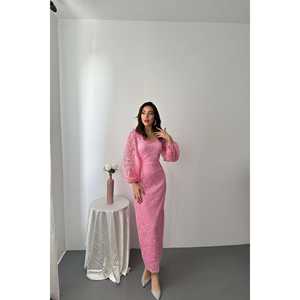 Robe de soirée élégante en dentelle guipure rose, idéale pour les occasions spéciales (vente en gros) - Product Image 5