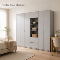 Armoire modulaire gris clair GoldenHome |   Portes à cadre étroit |   Poignées noires |   Étagères ouvertes à LED |   Meubles suspendus et tiroirs