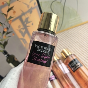 2026 Neues Victoria's <span class=keywords><strong>Secret</strong></span> Original Marken-Körperspray 250ml Glitzer-Stil, Blumiger Duft, Langanhaltende Duftnote - Product Image 3