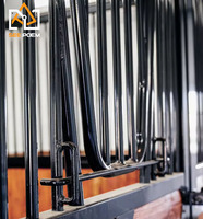 Enclos d'entraînement intérieur pour chevaux, écuries extérieures, clôtures personnalisées, boxes portables pour chevaux, remplissage en bambou, cadre en bois - Modèle 1