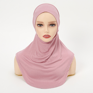Dernière Malaisie Hijab intérieur pour femme Couleur unie Couvre-<span class=keywords><strong>cou</strong></span> musulman <span class=keywords><strong>Bonnet</strong></span> élastique <span class=keywords><strong>en</strong></span> coton Hijab Undercap - Product Image 4
