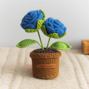 Plantas artificiales en maceta de rosas hechas a mano, regalos de Navidad para ancianos, amigos, pequeños objetos decorativos de escritorio, venta al por mayor - Product Image 2
