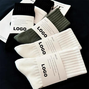 मुफ्त डिजाइन लक्जरी एथलेटिक कपास क्रू मोजे पुरुषों के संपीड़न खेल लोगों को लोगो के साथ यूनिसेक्स कस्टम मोजे - Product Image 2