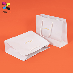 Nhà Máy Tùy Chỉnh Thân Thiện Với Môi Tái Sử Dụng Đơn Giản Túi Giấy Quà Tặng Quần Áo Túi Biểu Tượng Tùy Chỉnh - Product Image 2