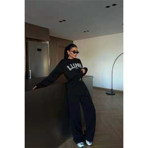 Conjunto Deportivo de Nylon Negro Easport, Cómodo para Correr, Diseño Personalizado con Logotipo, Transpirable, con Capucha, Invierno, 2 Piezas, Pedido Mínimo - Product Image 4