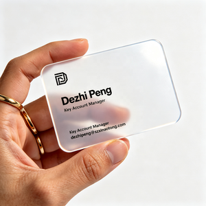 Carte de fidélité magnétique en PVC transparent en gros avec code-barres UV localisé et surface mate givrée pour programme de vente au détail 0,5 mm 0,76 mm - Product Image 2