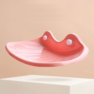 Cama de plástico para gatos que succiona el nido de un gato en una ventana Cama de gato transparente colgante con ventosa - Product Image 4
