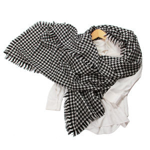 Bufanda de Lana de Lujo con Diseño de Pata de Gallo, Borlas en los Cuatro Lados, Larga y Cálida, Multifuncional, para Otoño e Invierno, para Mujer - Product Image 6