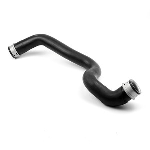 Manguera de Refrigerante Mercedes-Benz A2215013584 de Goma EPDM, 35 Pulgadas de Largo, Pieza de Repuesto - Product Image 1