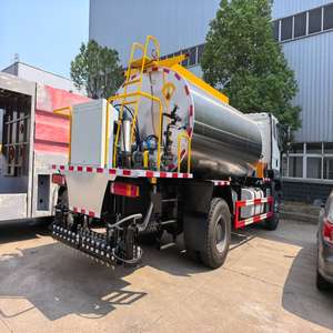 Camion-citerne à huile d'occasion 4x2 à prix d'usine, capacité de 15001 à 30000 L et charge de 31 à 40 T - Product Image 4