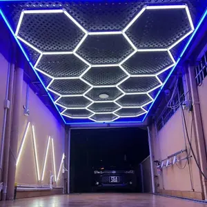 HanYin Venta de fábrica de luz LED de techo para auto detallando tienda de garaje hexagonal luz LED