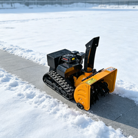 Essentiel pour l'hiver : Souffleuse à neige télécommandée à chenilles, à essence, pour usage commercial extérieur