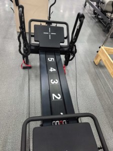 Máquina de <span class=keywords><strong>Pilates</strong></span> <span class=keywords><strong>Reformer</strong></span> de Aluminio, Portátil, Comercial, para Estudio, <span class=keywords><strong>Mini</strong></span> <span class=keywords><strong>Reformer</strong></span> Profesional de Piernas Altas para <span class=keywords><strong>Pilates</strong></span> - Product Image 6