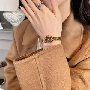 Reloj CILOA de Alta Calidad para Mujer, Retro, Dorado, Redondo, Personalizable, de Cuarzo, Resistente al Agua, Pequeño - Product Image 5