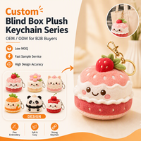 Porte-clés en peluche personnalisé, boîte surprise OEM ODM, jouets en peluche mignons en forme de gâteau, 6 styles : fraise, fleur, chat, carotte, panda, cerise, vente en gros