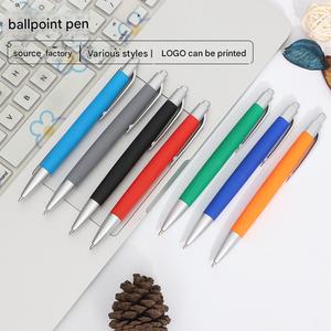 Approvisionnement en gros pour hôtels <span class=keywords><strong>et</strong></span> compagnies aériennes - Stylo bille encre noire 1,0 mm <span class=keywords><strong>avec</strong></span> logo personnalisé - Product Image 6