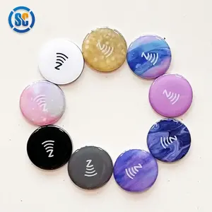 NFC213 NFCタグラベルトークン (ロープ付き) RFID 13.56MHz 144バイトISO14443Aエポキシカード直径35mmすべてのNFC対応電話用