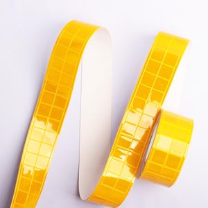 <span class=keywords><strong>Ruban</strong></span> réfléchissant microprismatique résistant au froid, bande en PVC vinyle imperméable, <span class=keywords><strong>ruban</strong></span> de sécurité 50 mm RA 600, rouleau - Product Image 3