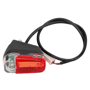 ขั้วต่อ G30D ของแท้สำหรับอุปกรณ์เสริมไฟท้าย LED ของสกู๊ตเตอร์แม็กซ์ - Product Image 4