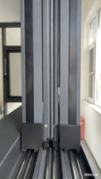 Ventana Corredera de Aluminio con Rotura de Puente Térmico de 6 Vías Serie 120, Vidrio Aislante Insonorizado, Moderna, con Mosquitera para Hotel