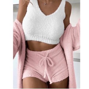 Women's Plush 3-Piece Loungewear Set Fleece Long Sleeve Crop <b>Top</b> Shorts Sleepwear Casual Wear For Winter Comfortable Home Outfit - Product Image 5