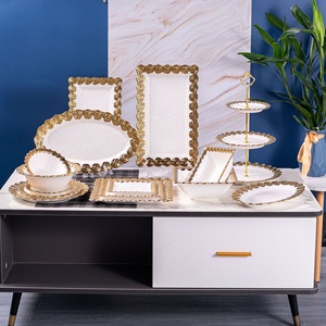 Ensembles de vaisselle de luxe en céramique avec bordure dorée rose pour salades, petit-déjeuner, assiettes à steak, barbecue et mariages - Product Image 4