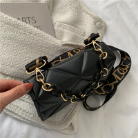 Sac à bandoulière matelassé pour femme, style japonais preppy, avec chaîne, sac à rabat tendance pour l'été