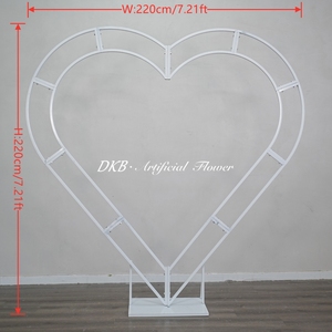 ซุ้มโค้งโลหะรูปหัวใจขนาดใหญ่ DKB สำหรับตกแต่งงานแต่งงานและงานปาร์ตี้ - Product Image 2